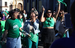 Congreso del Estado de México aprueba la despenalización del aborto antes de las 12 semanas de gestación